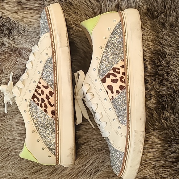 Crown Vintage tennis shoes - Picture 3 of 6